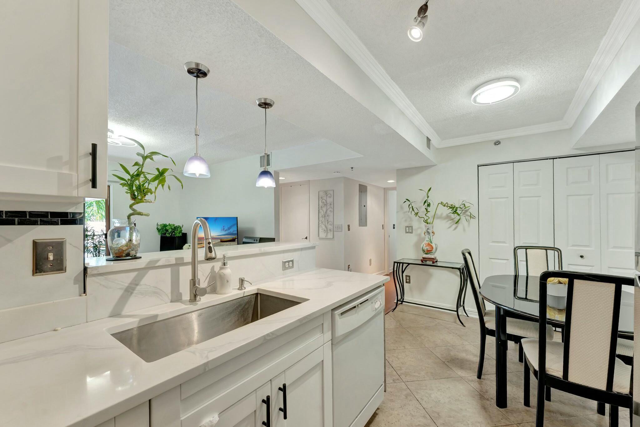 CLUB CARIBE CONDO - Residential