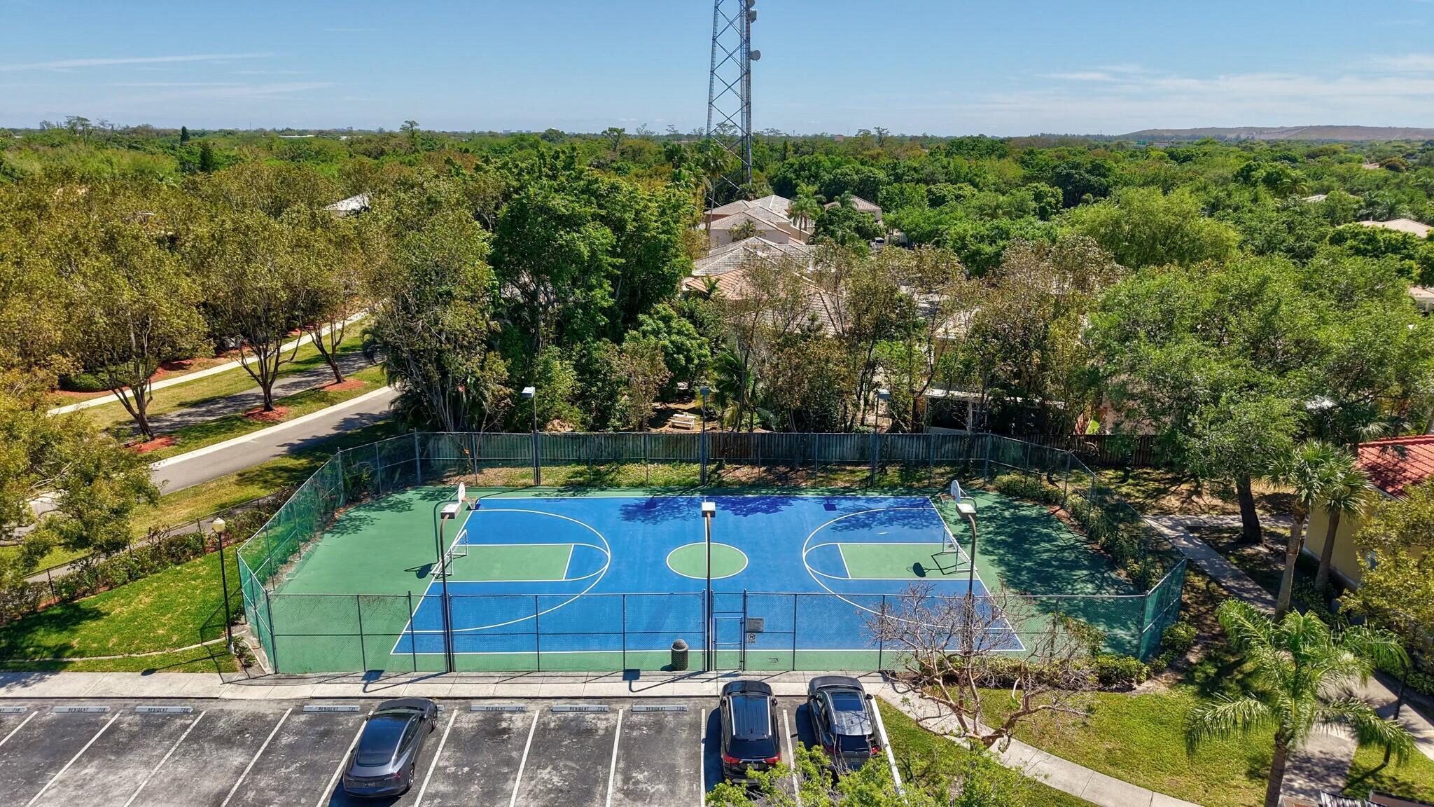 CLUB CARIBE CONDO - Residential