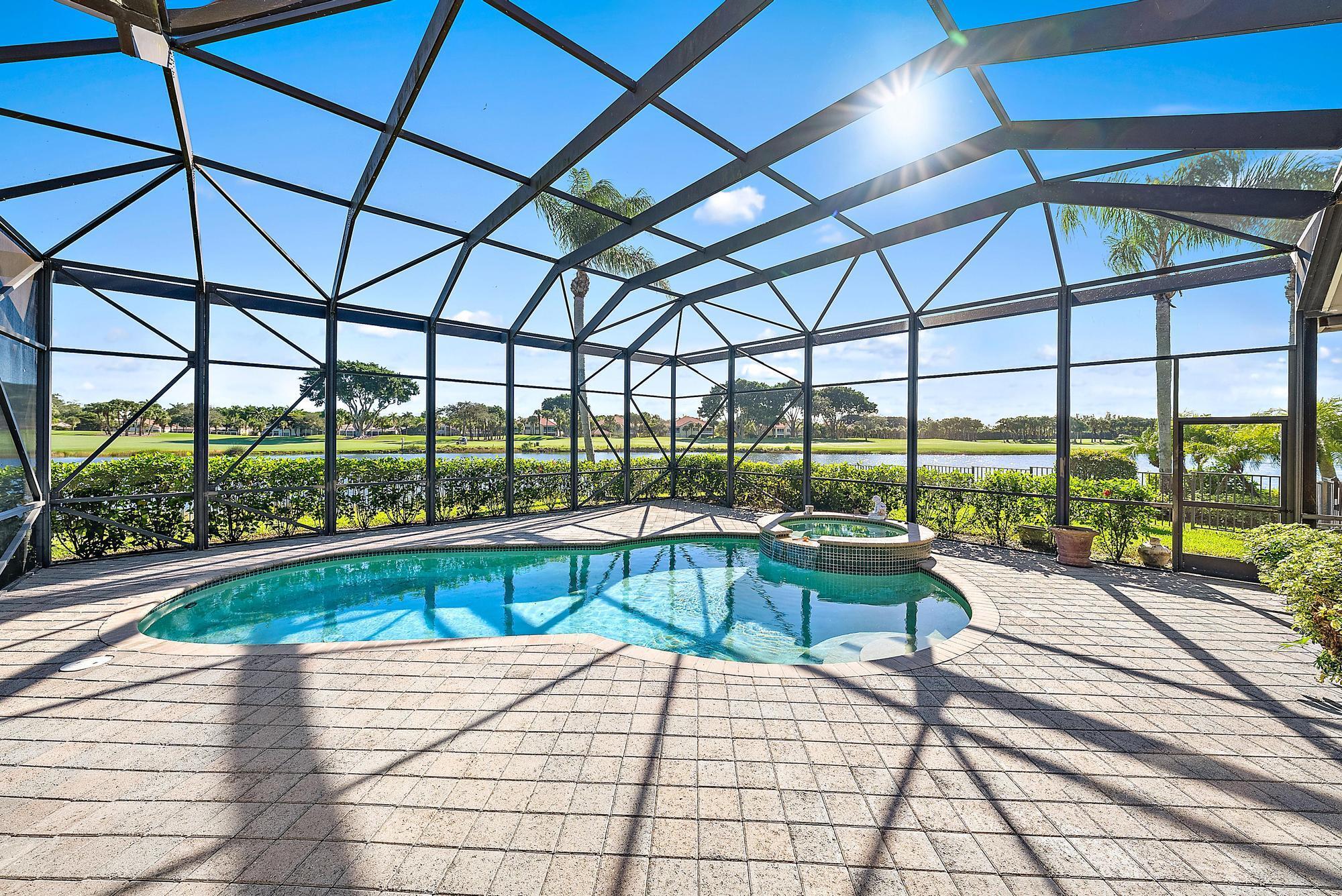 IBIS GOLF AND COUNTRY CLU - Residential
