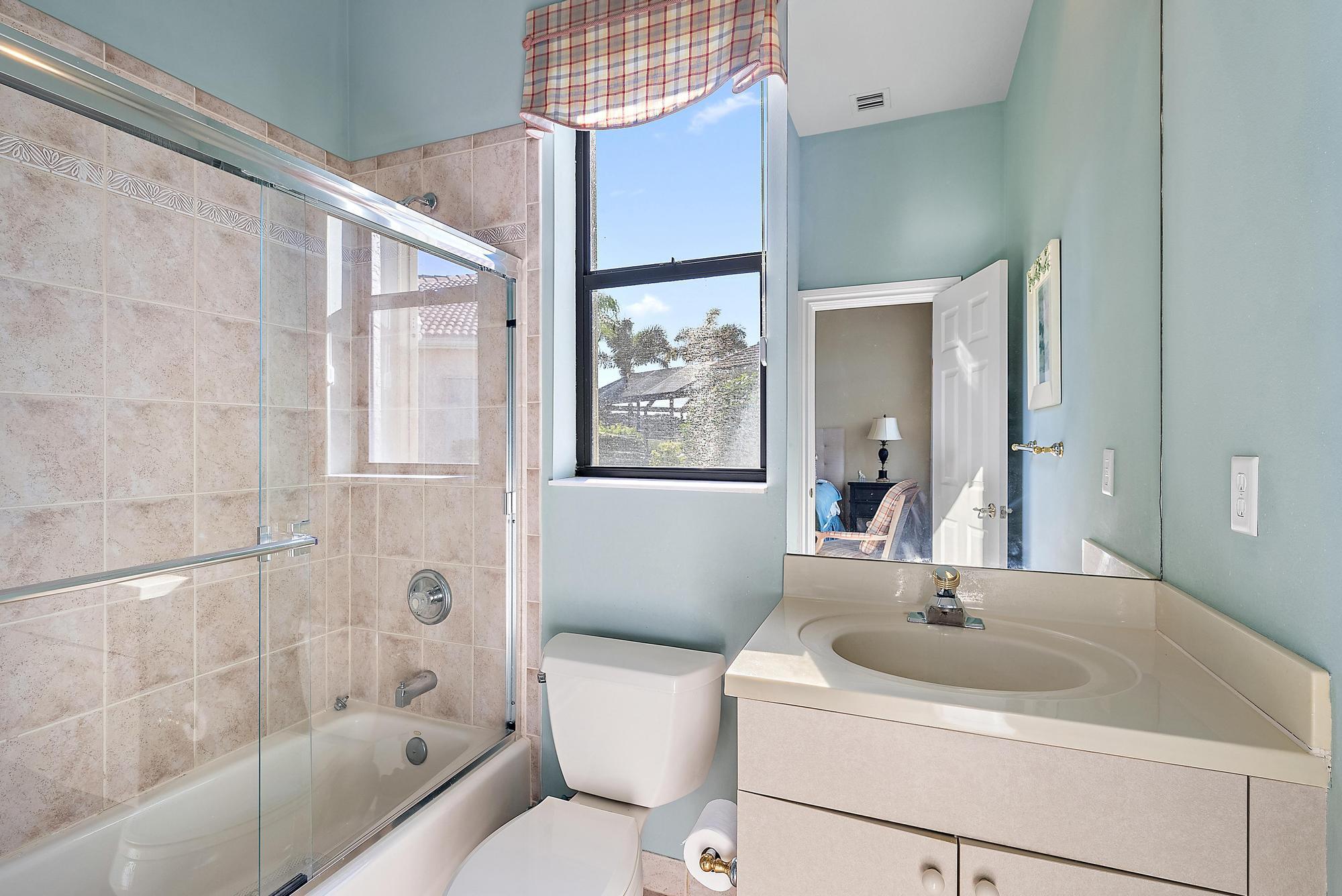 IBIS GOLF AND COUNTRY CLU - Residential