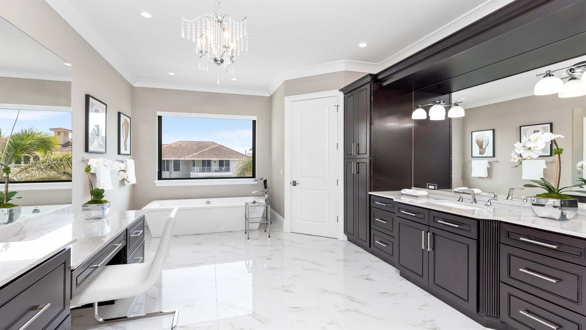 TROPIC ISLE 2ND SEC - Residential