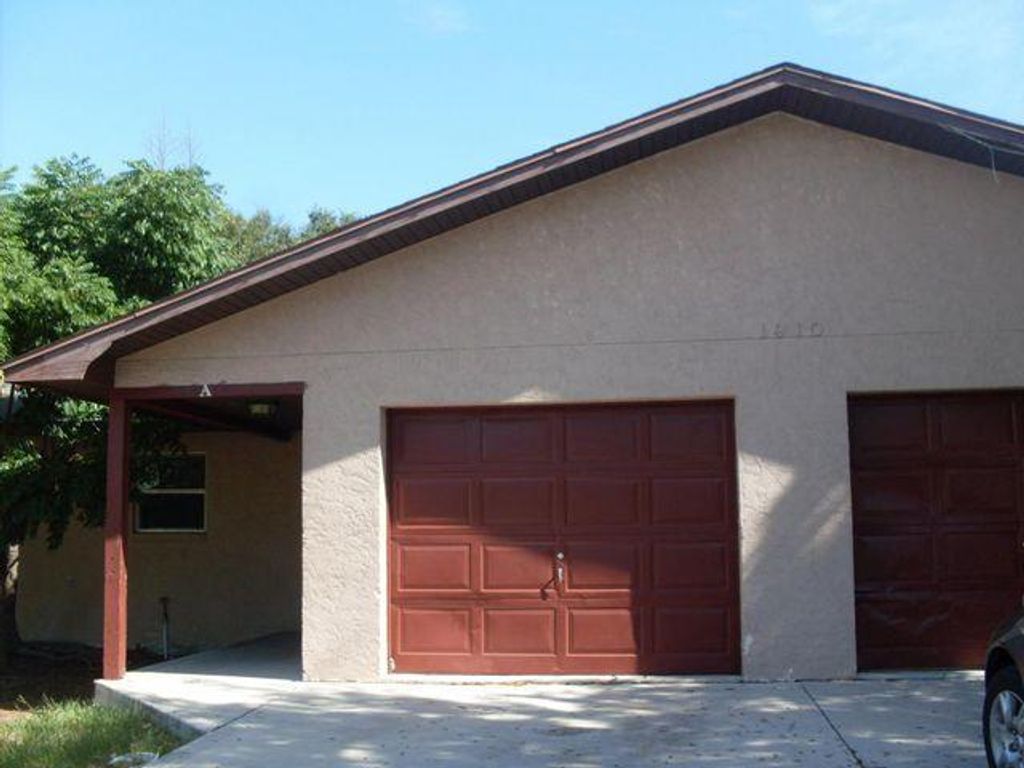 Photo of 1910 Georgia Avenue, Fort Pierce, FL 34950 (MLS # R11063176)