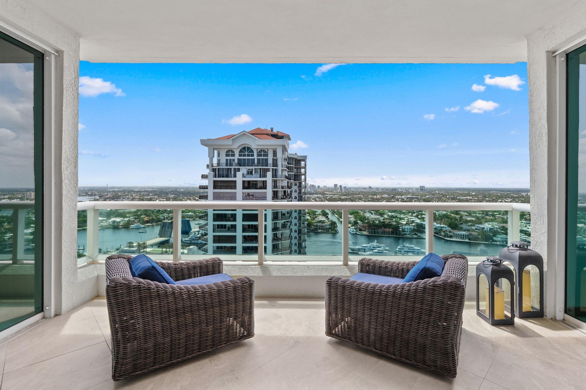 LAS OLAS BEACH CLUB - Residential