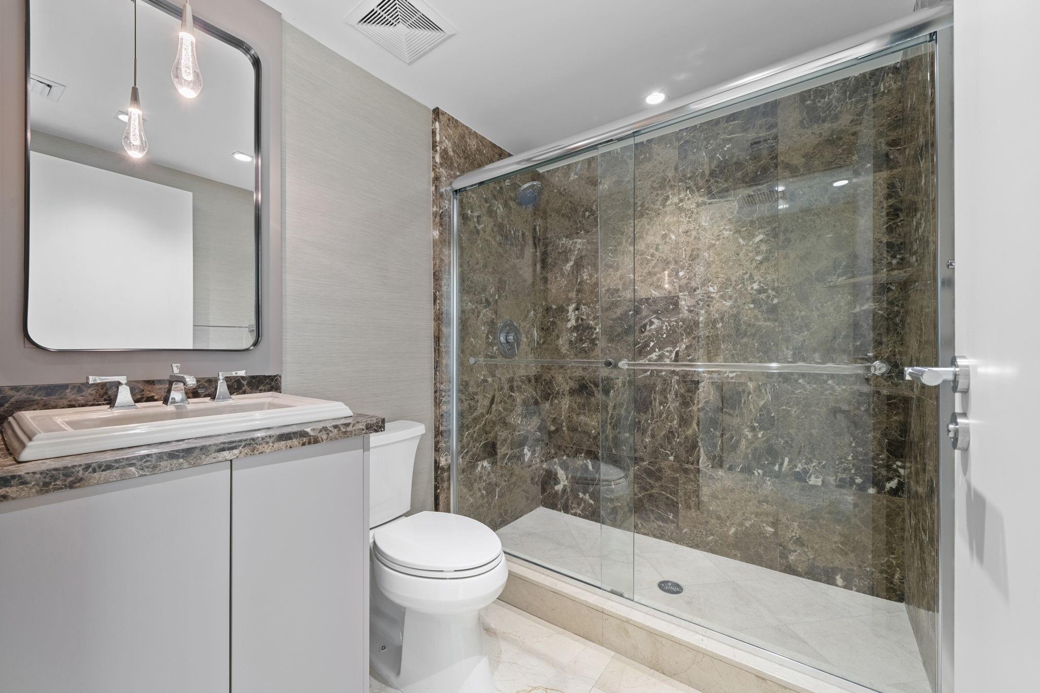 LAS OLAS BEACH CLUB - Residential