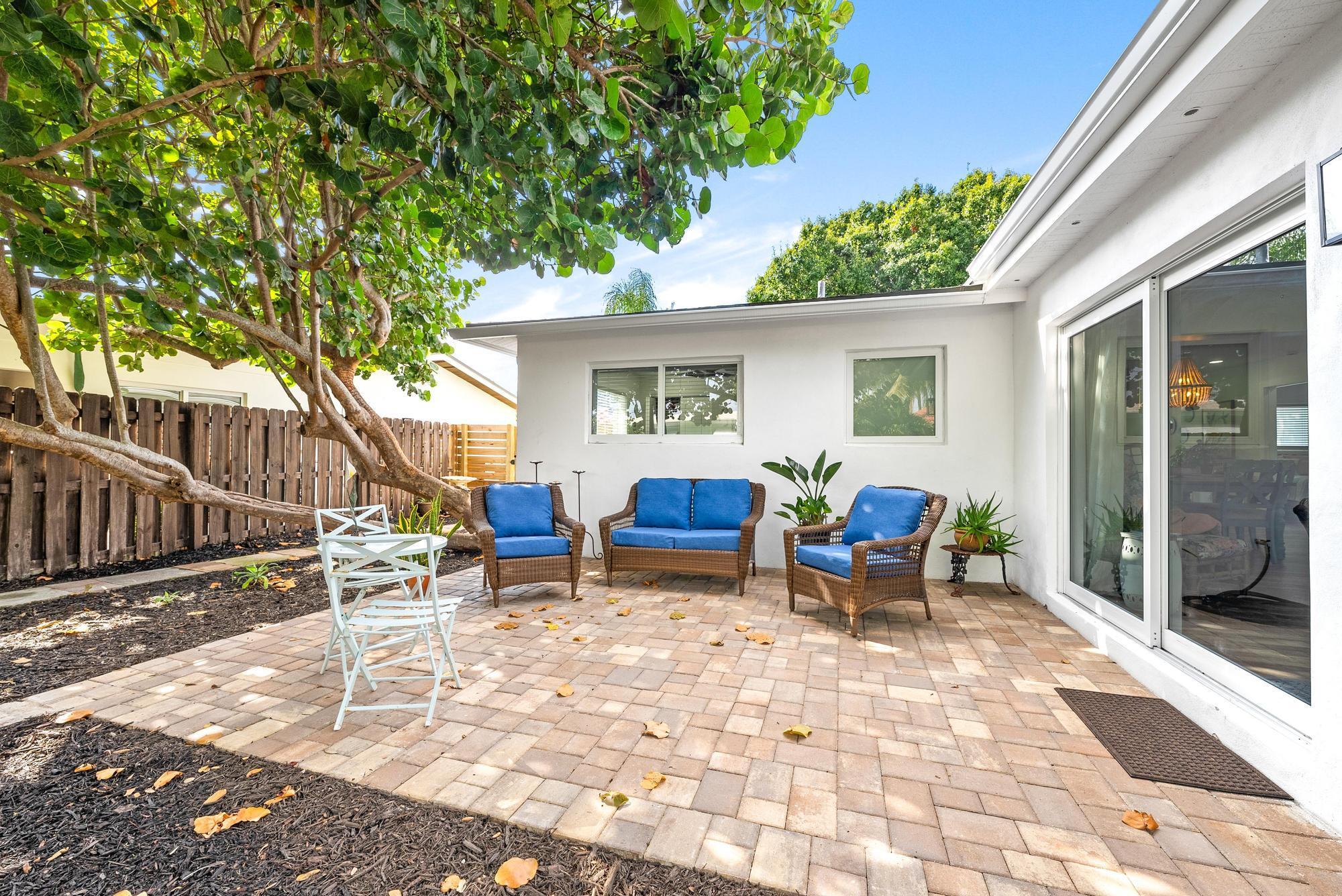 NORTH PALM BEACH VILLAGE - Residential Lease