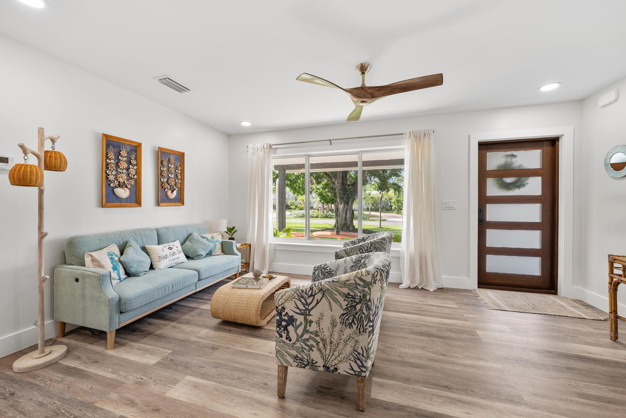 NORTH PALM BEACH VILLAGE - Residential Lease