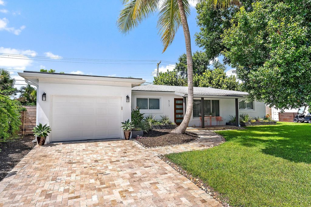Photo of 517 Gulf Road, North Palm Beach, FL 33408 (MLS # R11114944)
