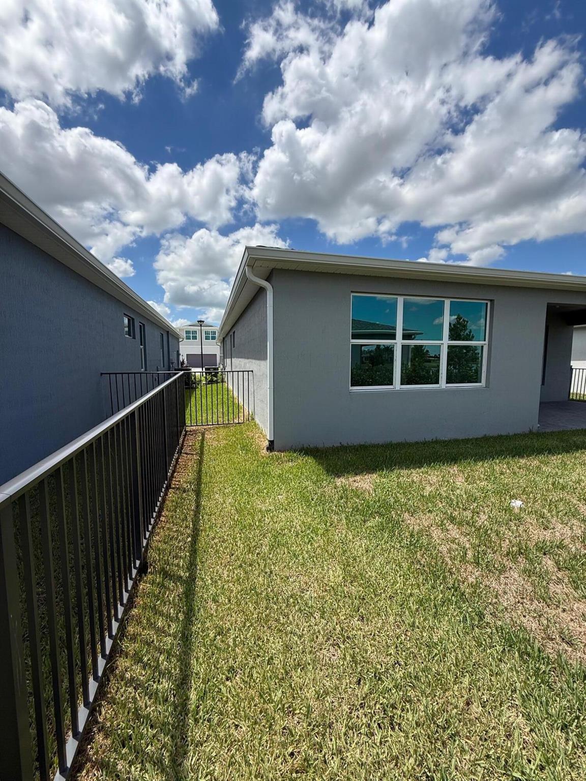 SOUTHERN GROVE PARCEL 28 - Residential Lease