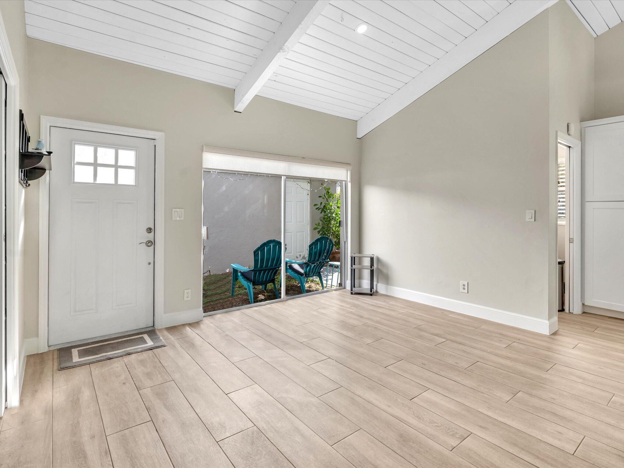 SUNFLOWER DELRAY - Residential Lease