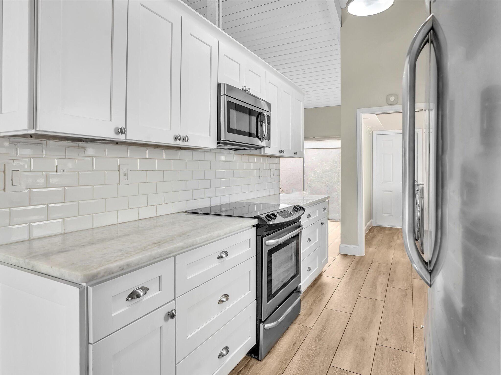 SUNFLOWER DELRAY - Residential Lease