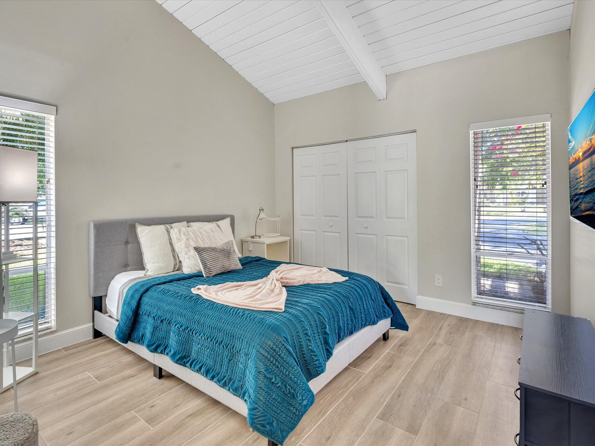 SUNFLOWER DELRAY - Residential Lease