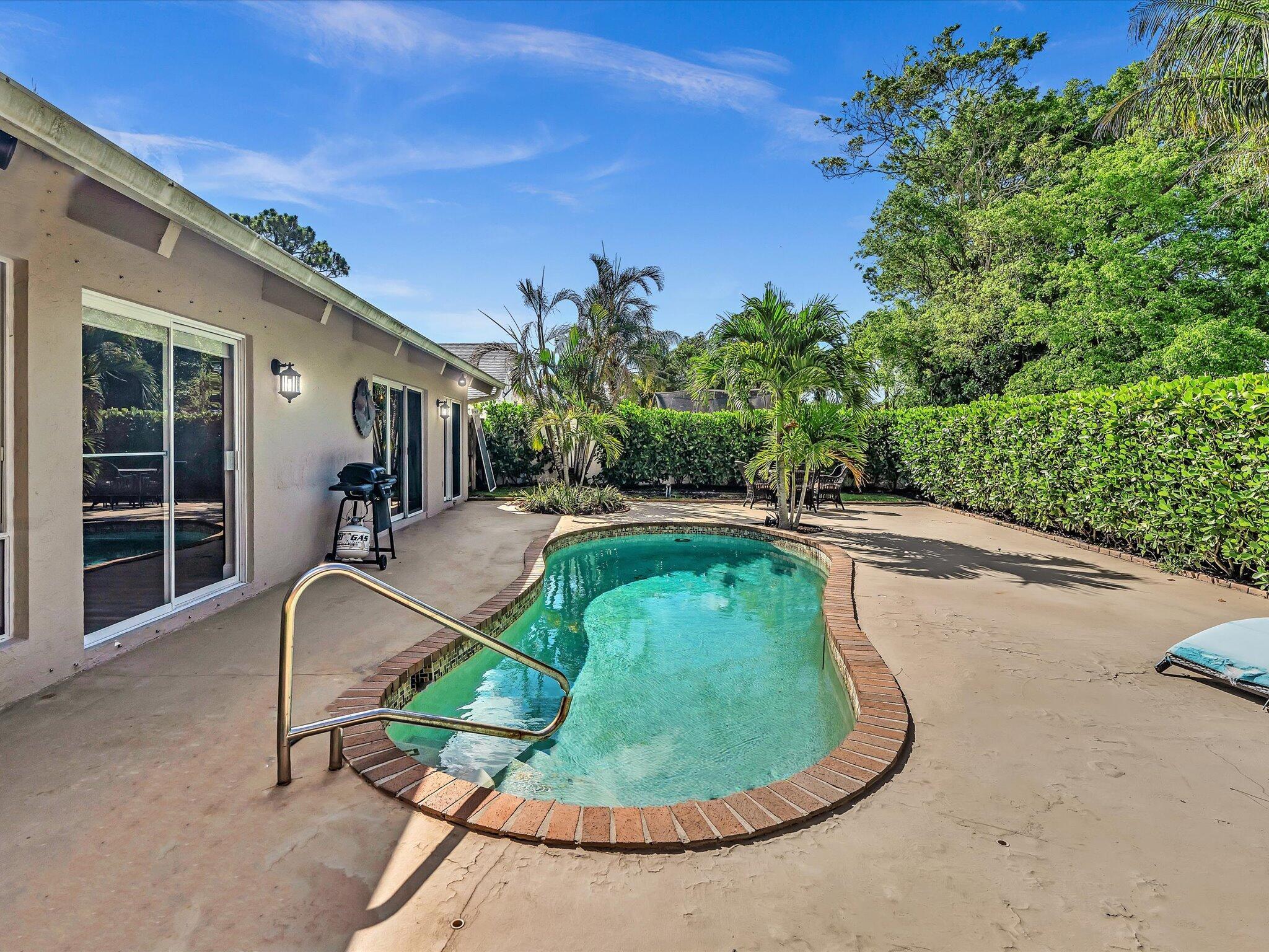 SUNFLOWER DELRAY - Residential Lease