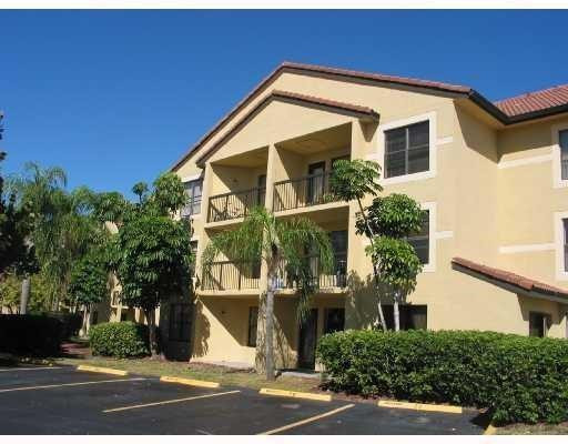PALM AIRE GARDENS CONDO - Residential Lease