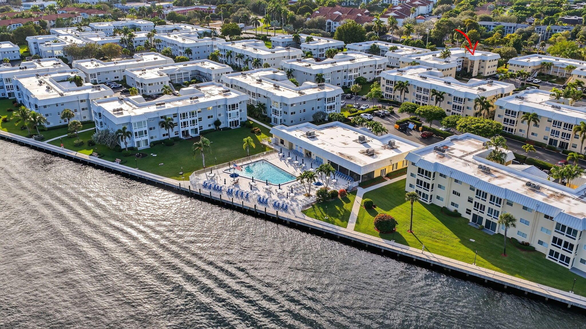 COLONIAL CLUB CONDO SEC 2 - Residential