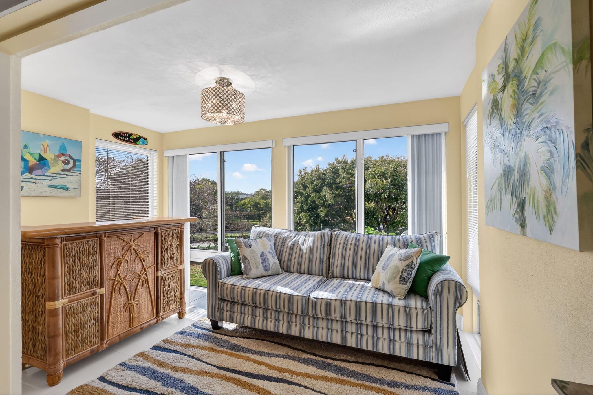 COLONIAL CLUB CONDO SEC 2 - Residential