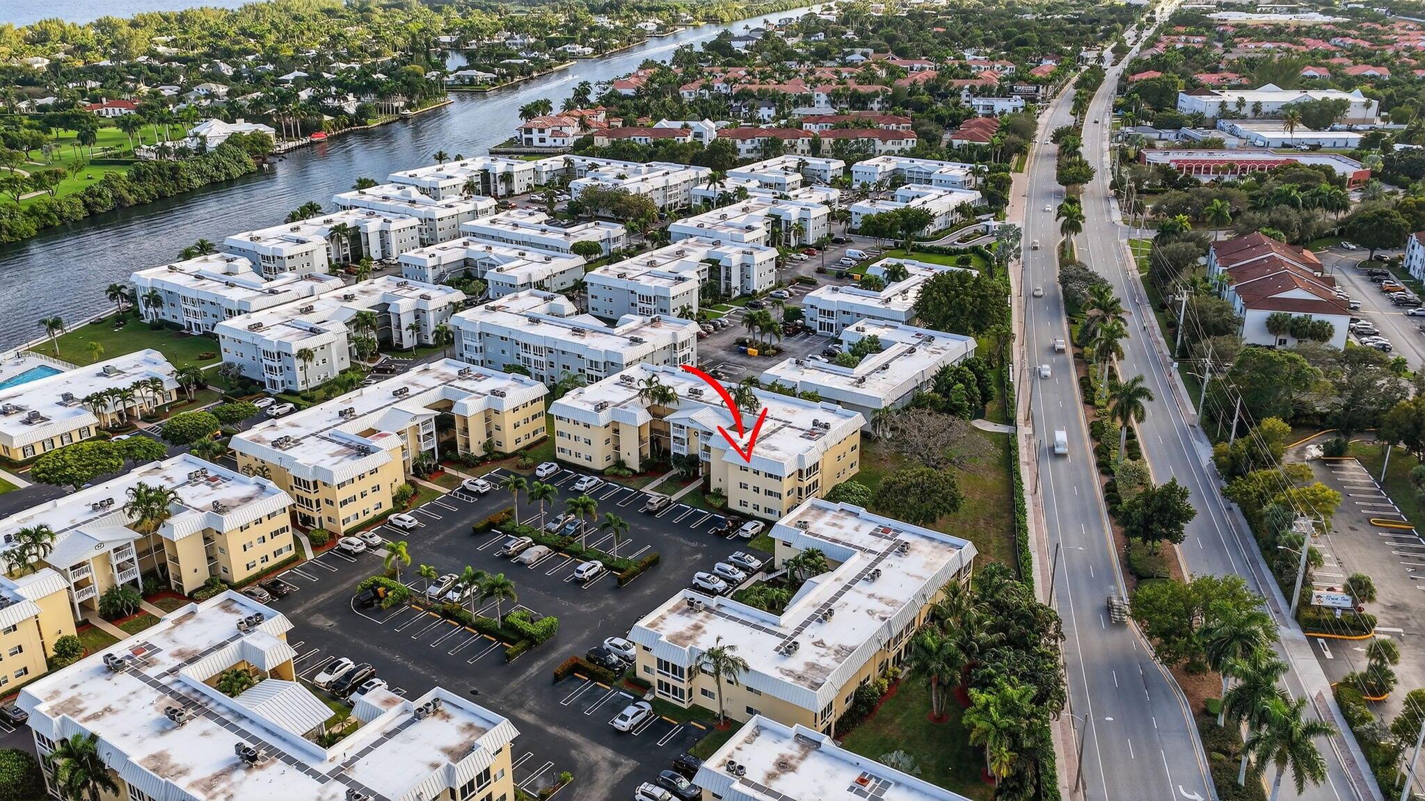 COLONIAL CLUB CONDO SEC 2 - Residential