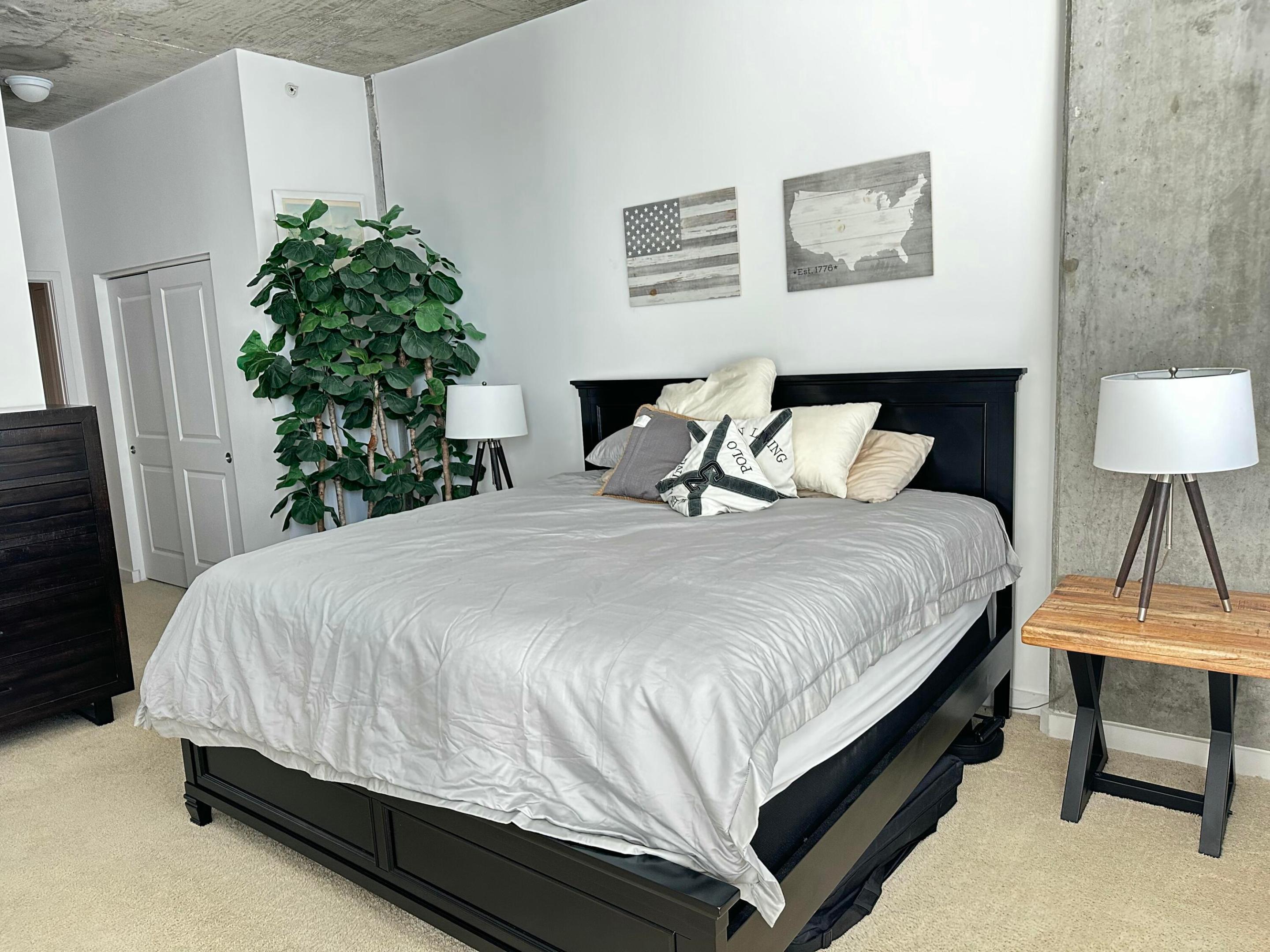 Edge Condo no one - Residential Lease