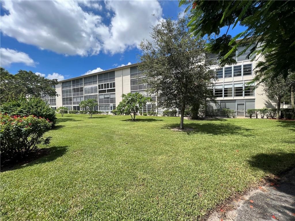 Wynmoor Village - Residential