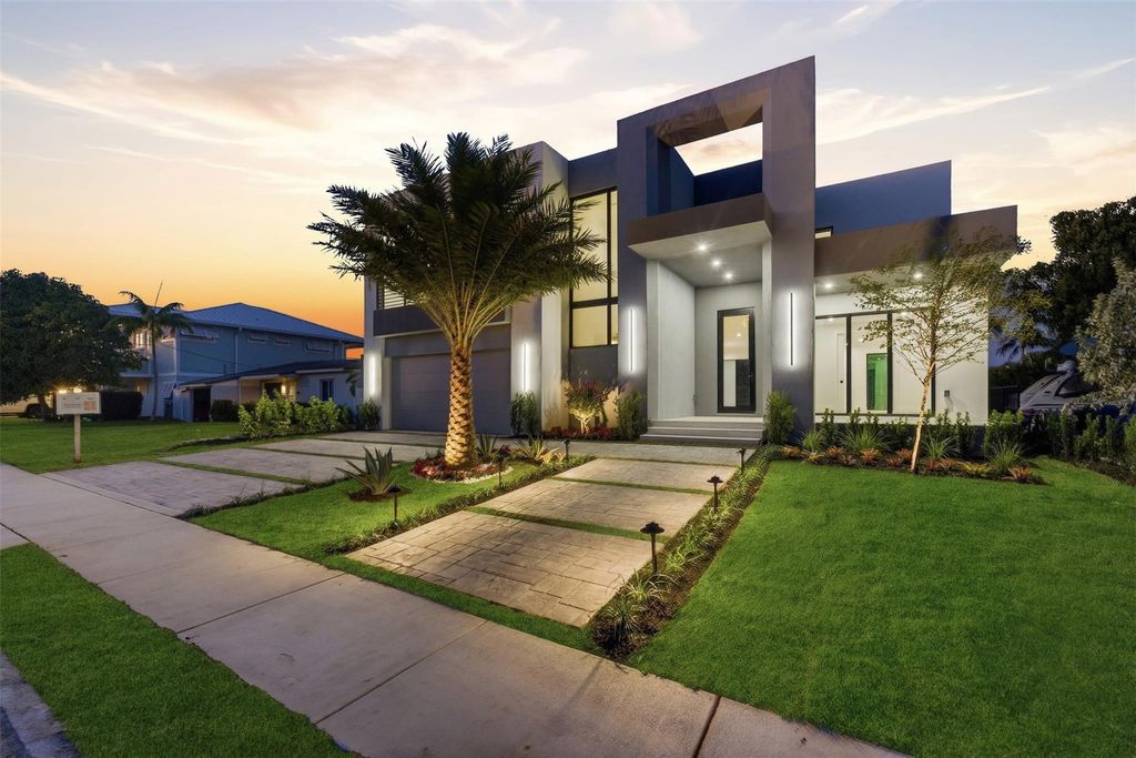 Photo of 1113 Avocado Isle, Fort Lauderdale, FL 33315 (MLS # F10551139)