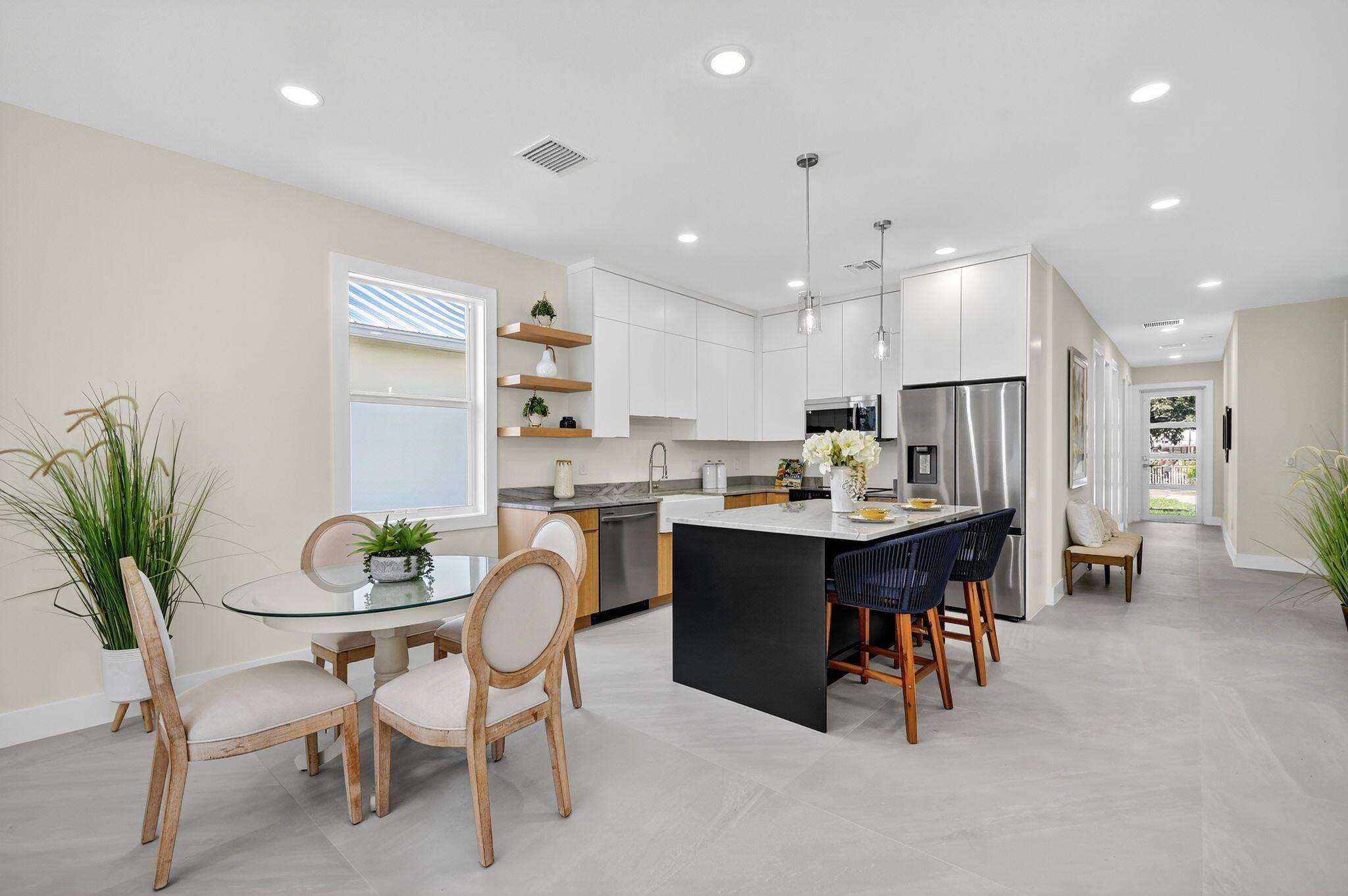 PINE GARDENS - Residential