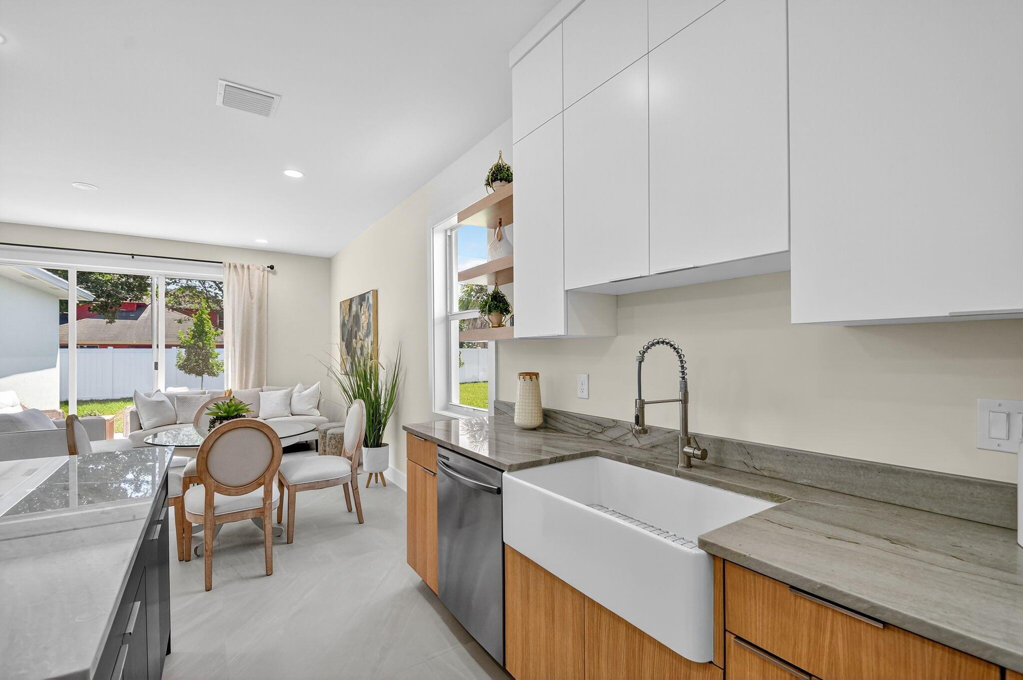 PINE GARDENS - Residential