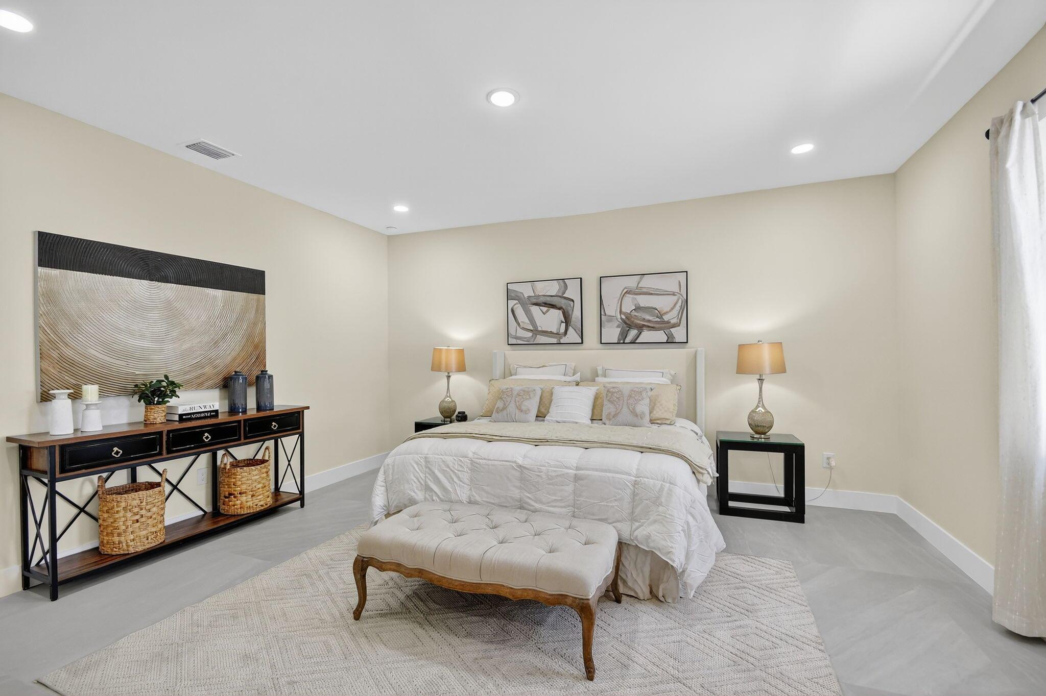 PINE GARDENS - Residential