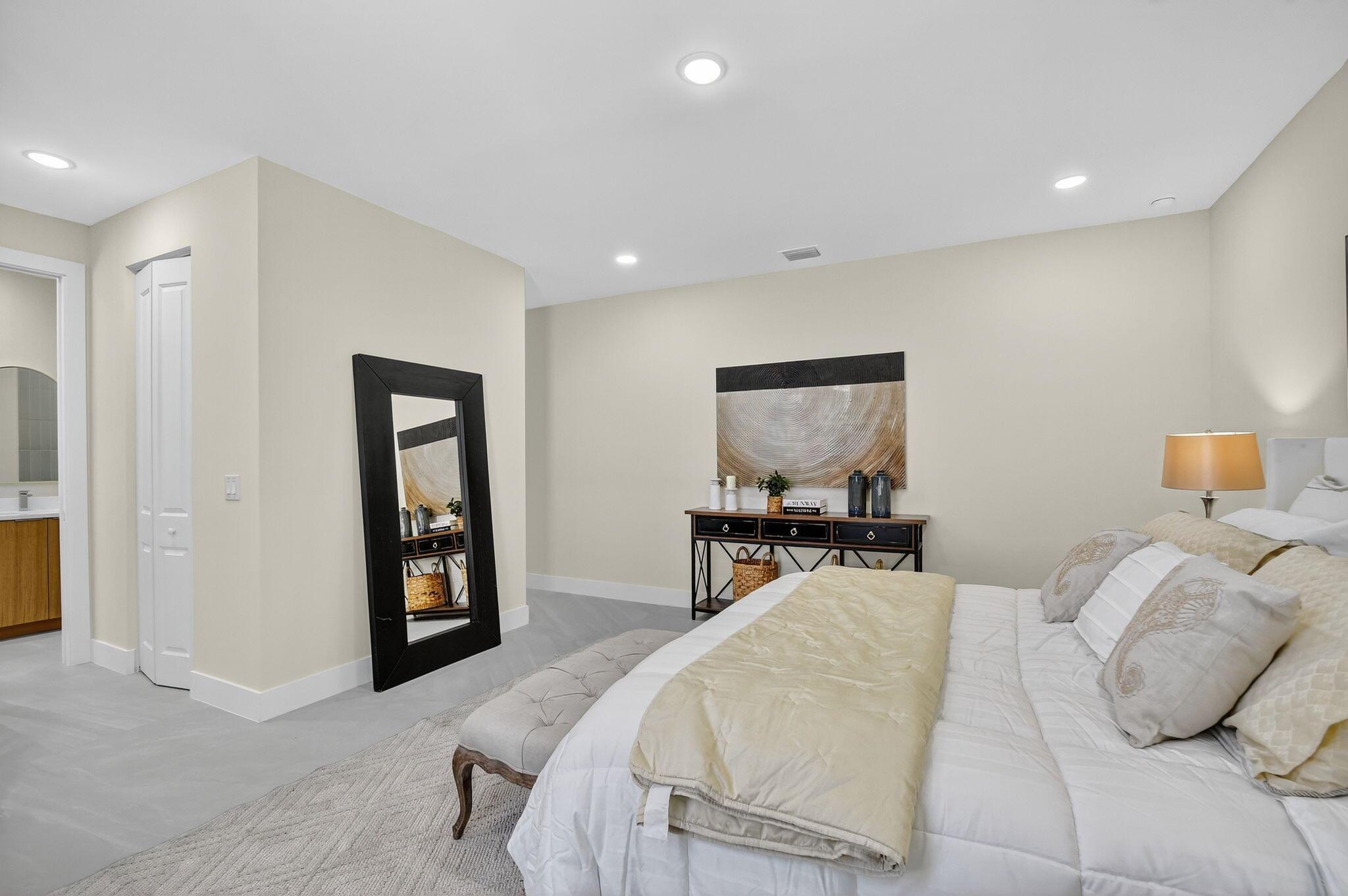 PINE GARDENS - Residential