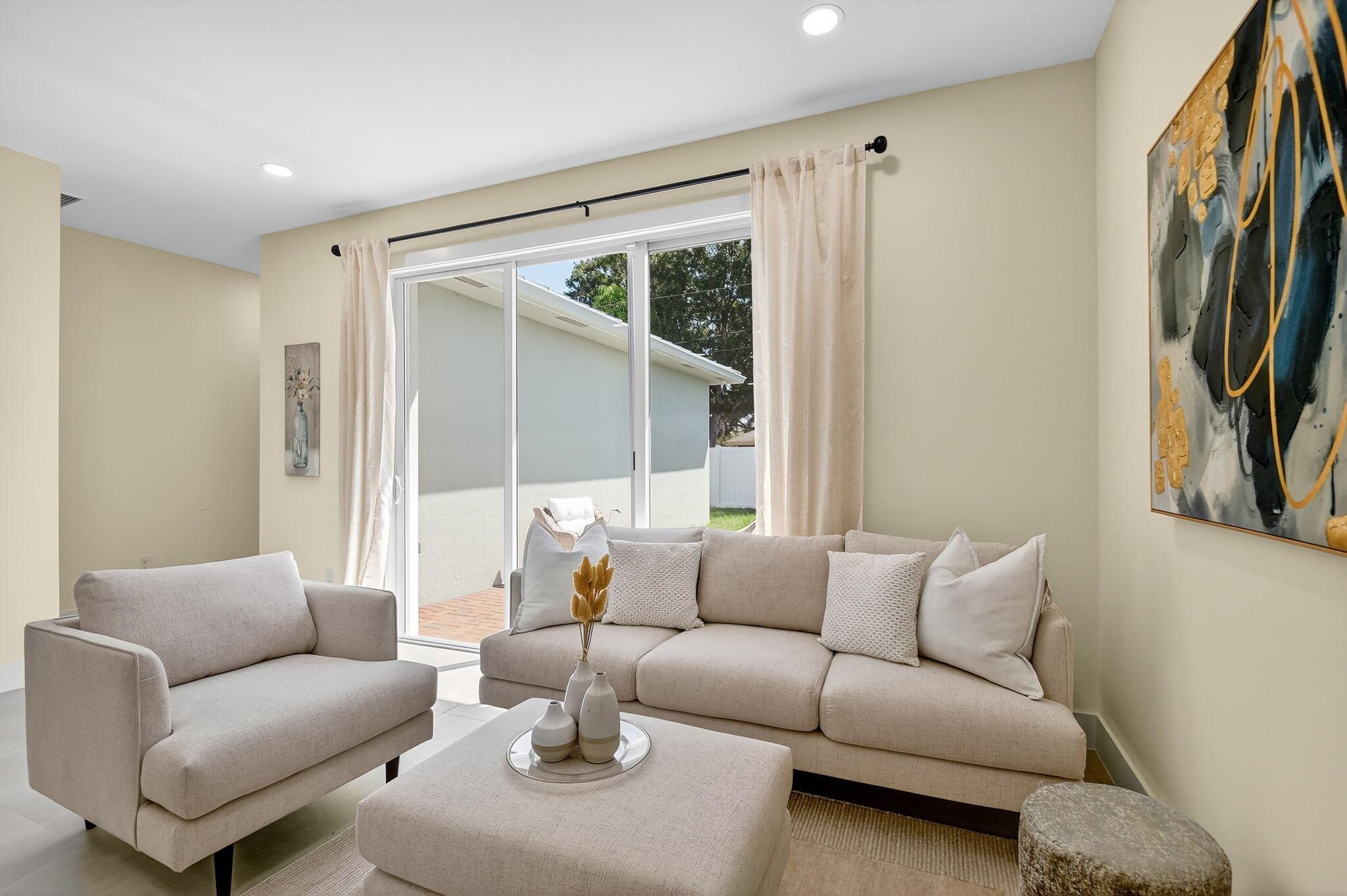 PINE GARDENS - Residential