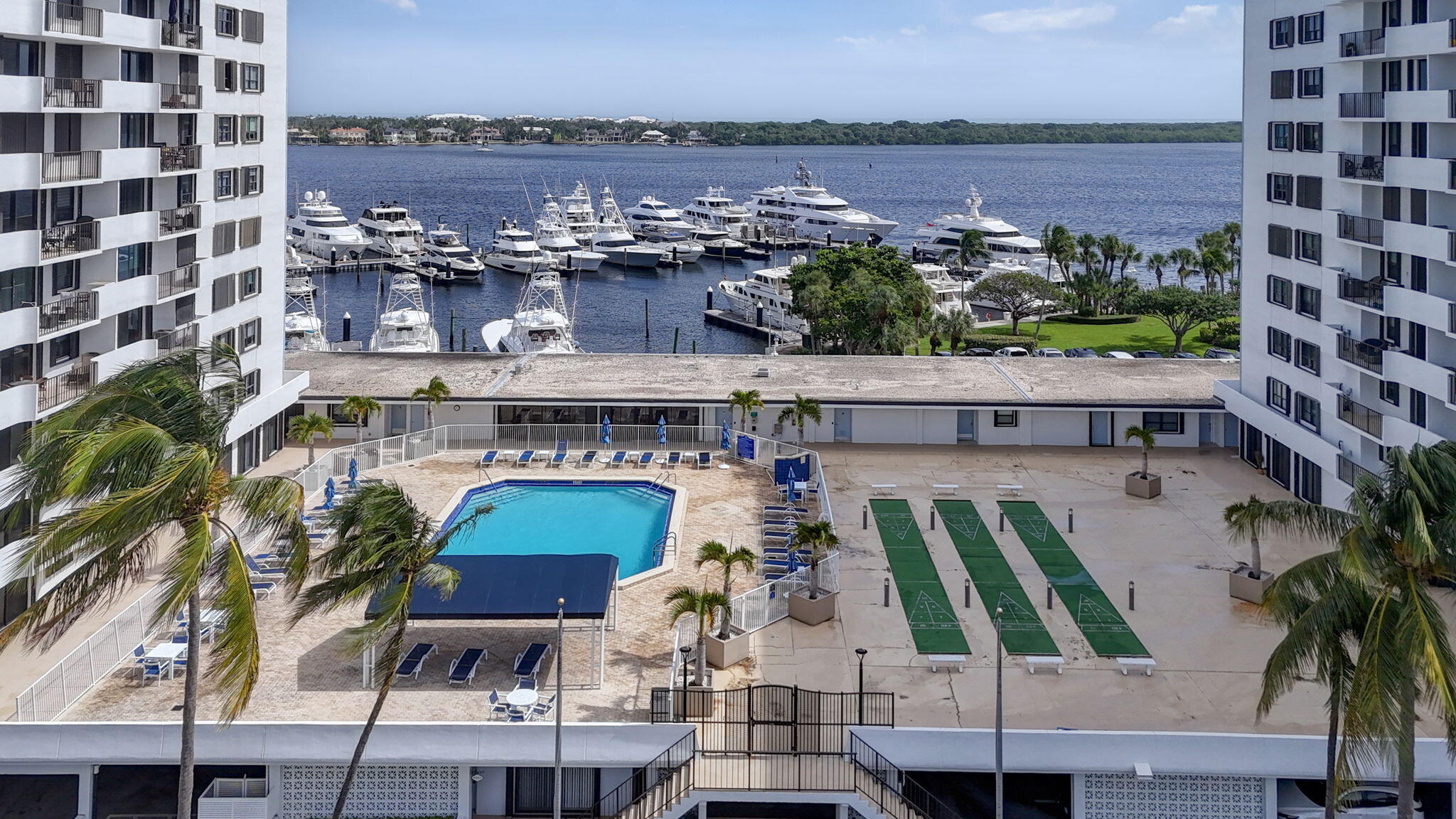 1208 MARINE Way G10