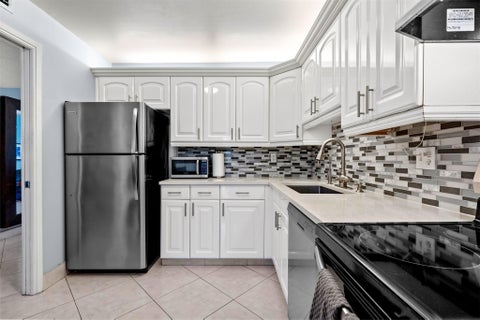 Tiny photo for 3151 S PALM AIRE Drive #108, Pompano Beach, FL 33069 (MLS # B26083517)