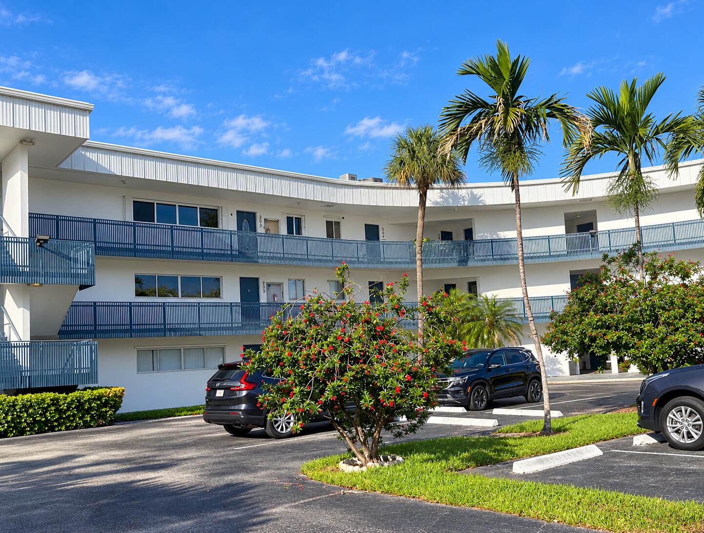 View photos, virtual tours, details... 200 Waterway Drive S 105