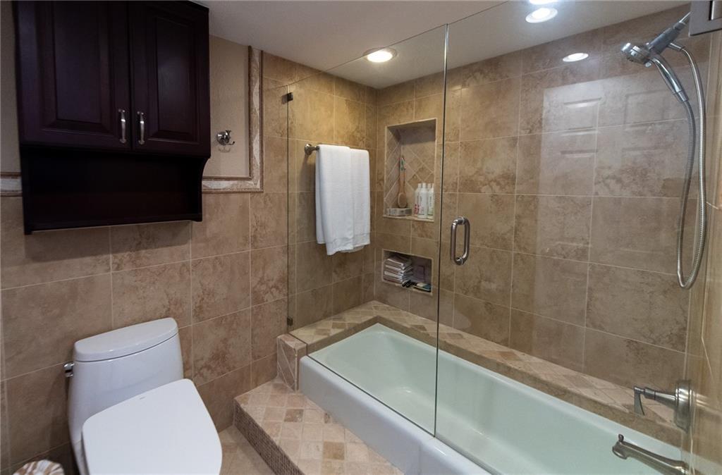 Playa Del Mar - Residential