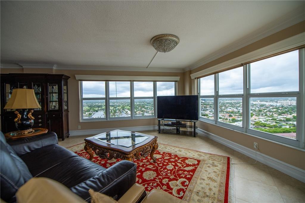 Playa Del Mar - Residential