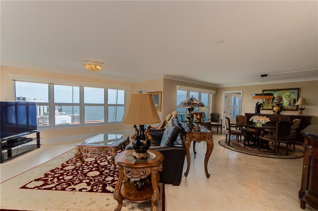 Playa Del Mar - Residential