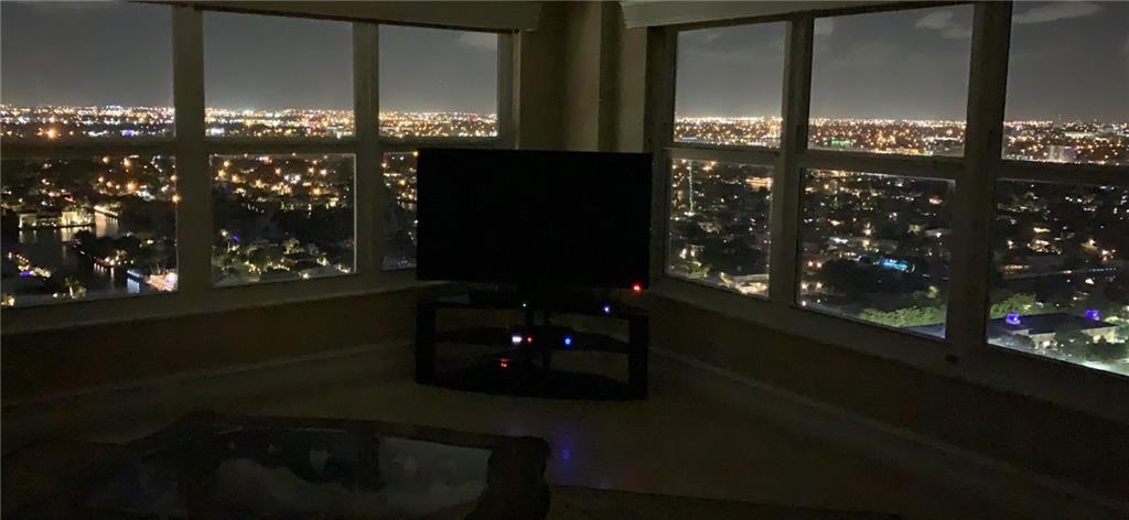 Playa Del Mar - Residential