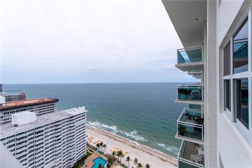 Playa Del Mar - Residential