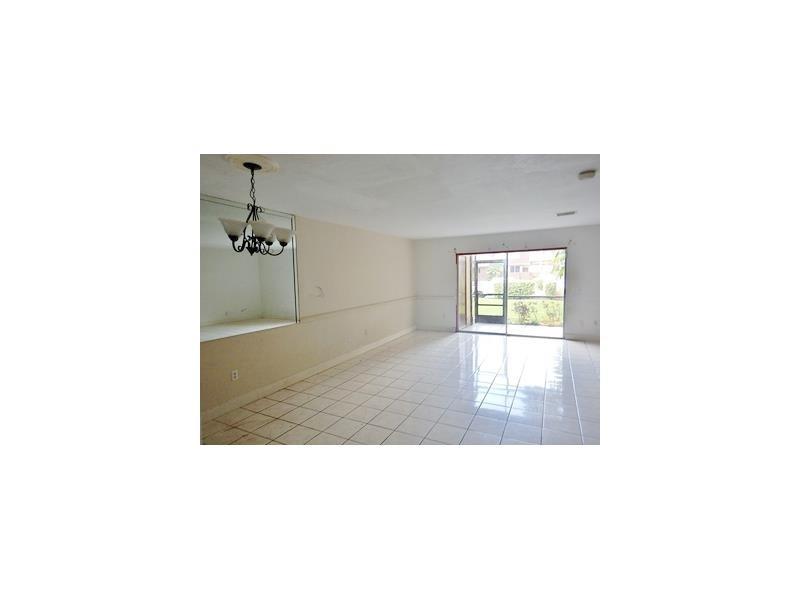 Hamptons of N Lauderdale - Residential