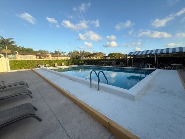 GOLDEN LAKES VILLAGE CONDO B C D - Residential