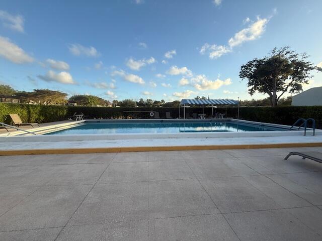 GOLDEN LAKES VILLAGE CONDO B C D - Residential