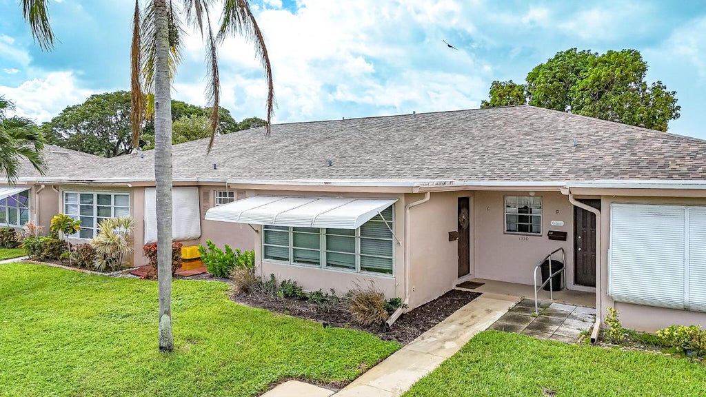 Photo of 1330 High Point Place N #C, Delray Beach, FL 33445 (MLS # R11136428)