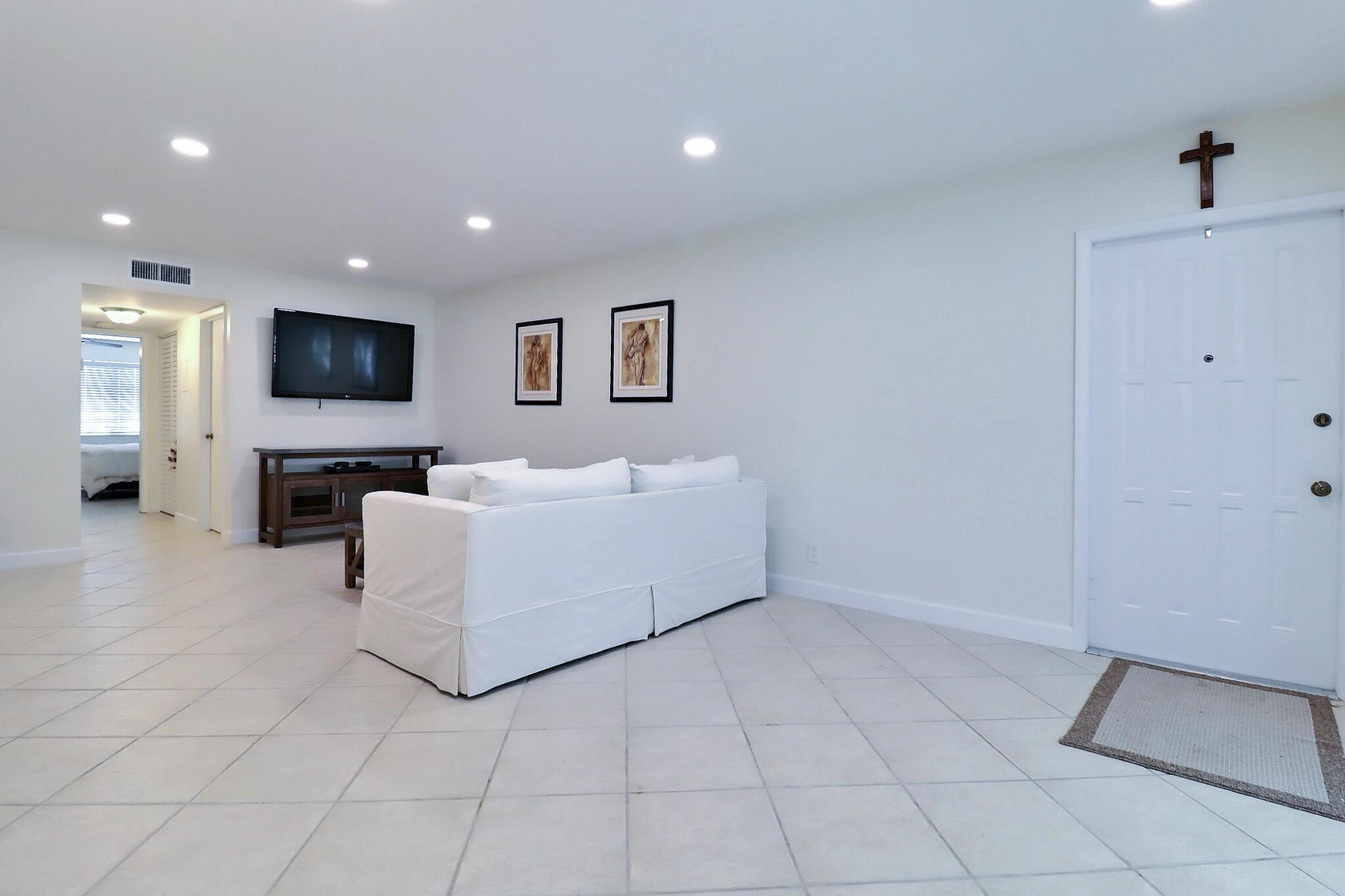 HIGH POINT OF DELRAY SEC - Residential