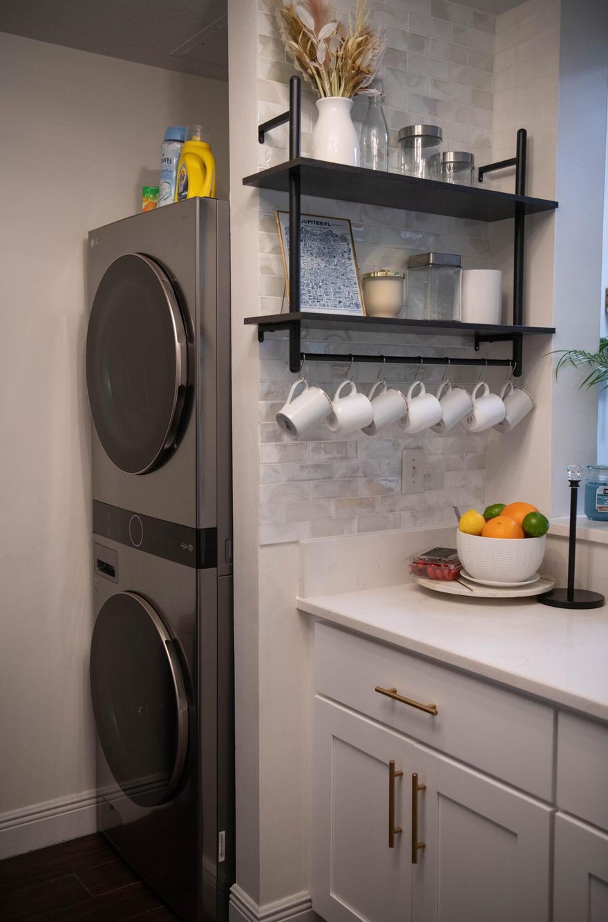 Sunshine, Baseball and nightlife await you at this beautifully updated 1 bedroom 1 bath condo. Walk out  your front door to enjoy restaurants, shopping, spring training at Roger Dean Stadium (home of the Marlins and the Cardinals), and an Amphitheater with live concerts and events.Community offers pool, fitness center and clubhouse. This is the lifestyle you have been waiting for. Enjoy a bright open floor plan, modern finishes and your own beautiful balcony. Washer and Dryer are in the unit. Also comes with 1 assigned parking spot. Pet friendly. Easy to Show.