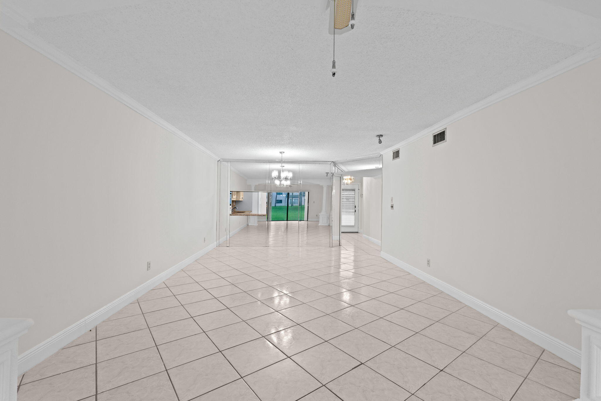 6085 N SABAL PALM Boulevard 107