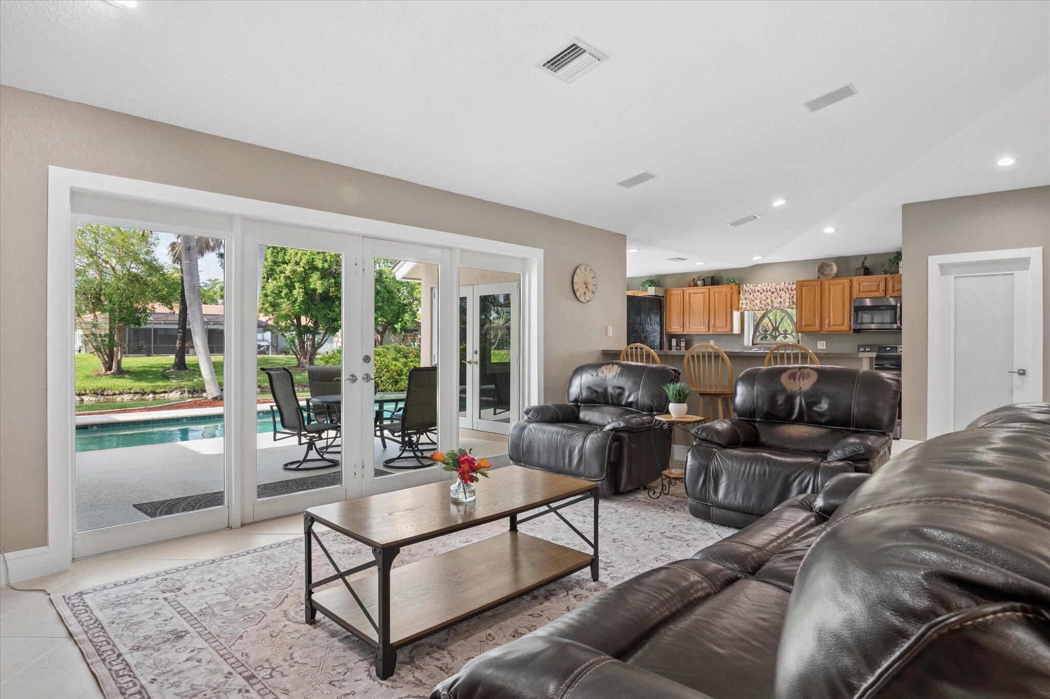 CYPRESS GLEN - Residential