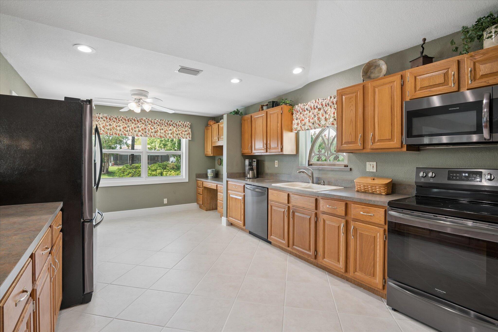 CYPRESS GLEN - Residential