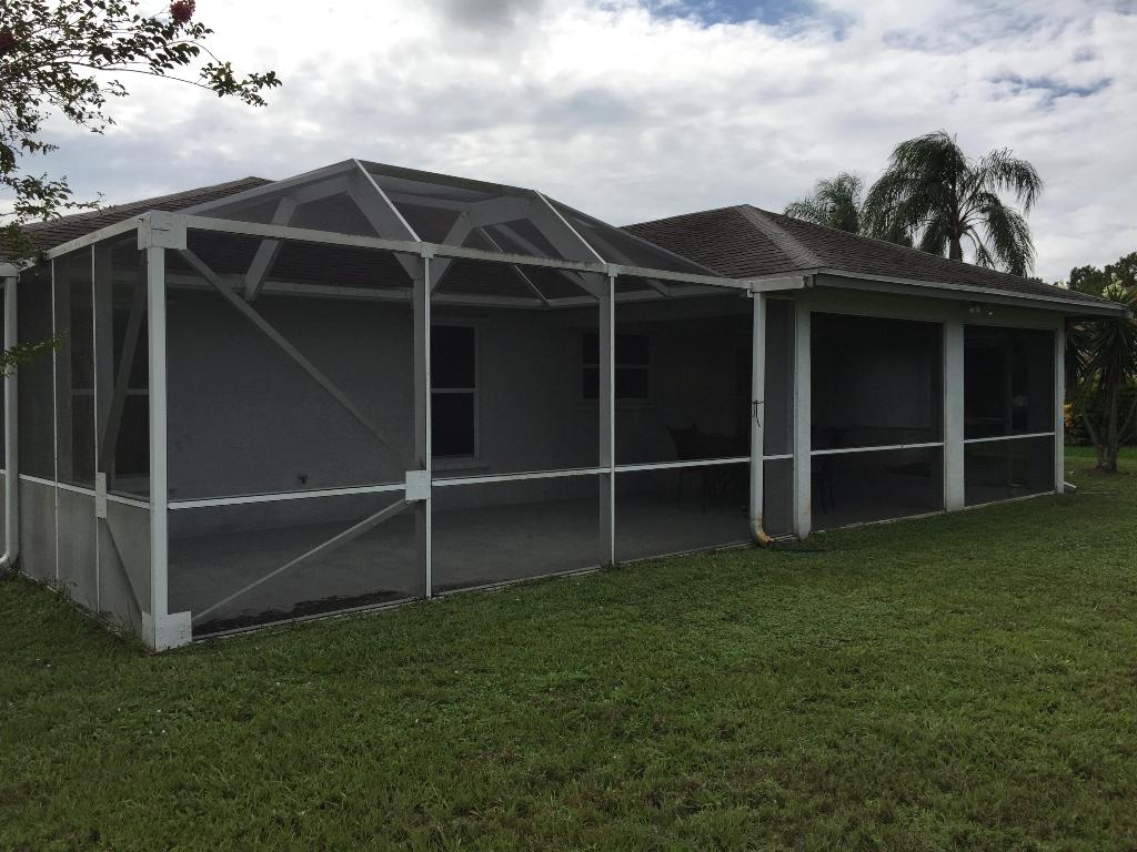 PORT ST LUCIE SECTION 48 1ST REPLAT - Residential