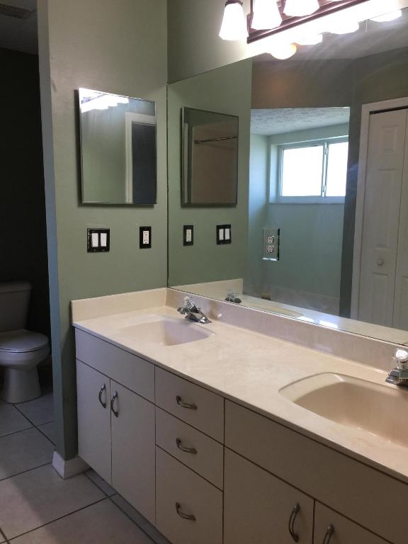 PORT ST LUCIE SECTION 48 1ST REPLAT - Residential