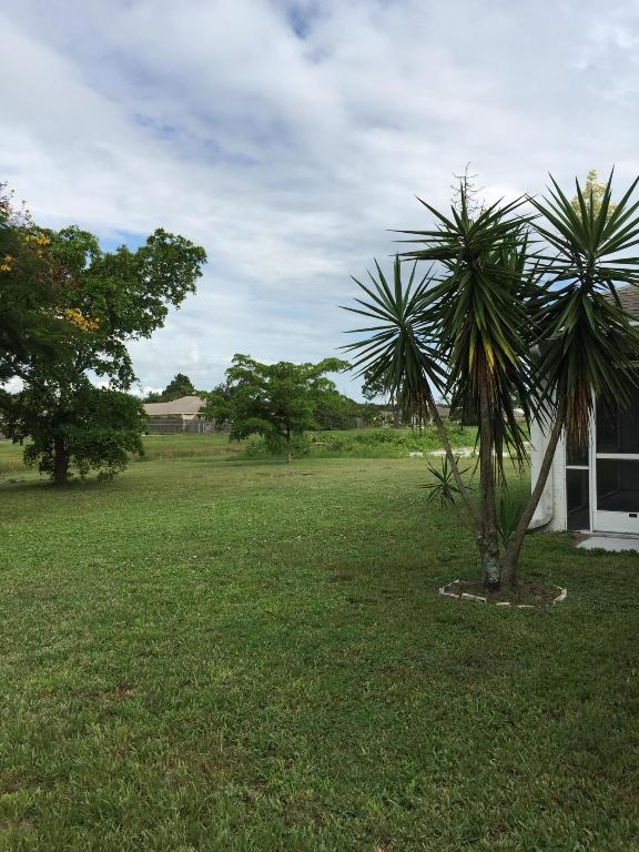 PORT ST LUCIE SECTION 48 1ST REPLAT - Residential