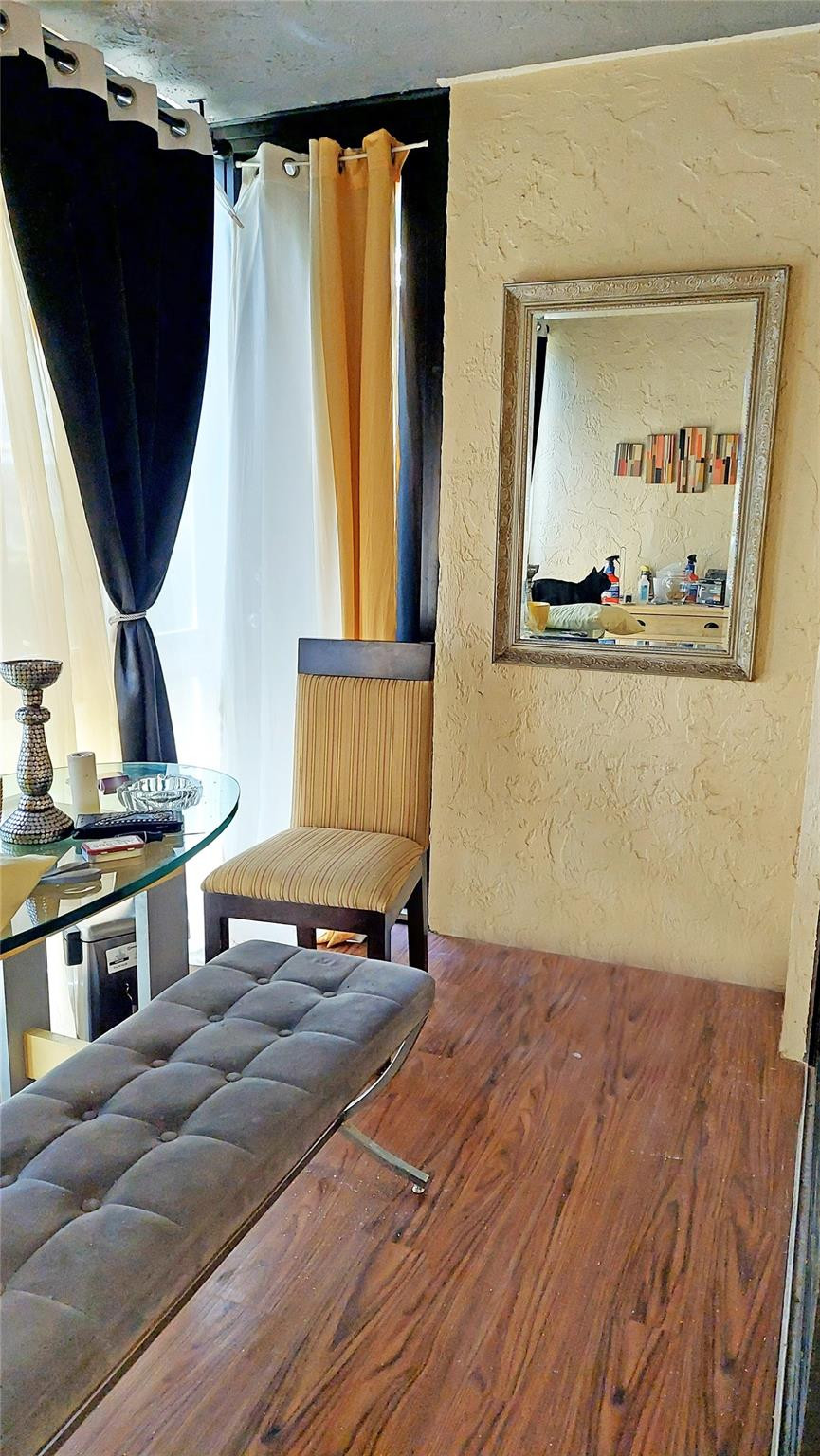 BELLA MAR B CONDO - Residential