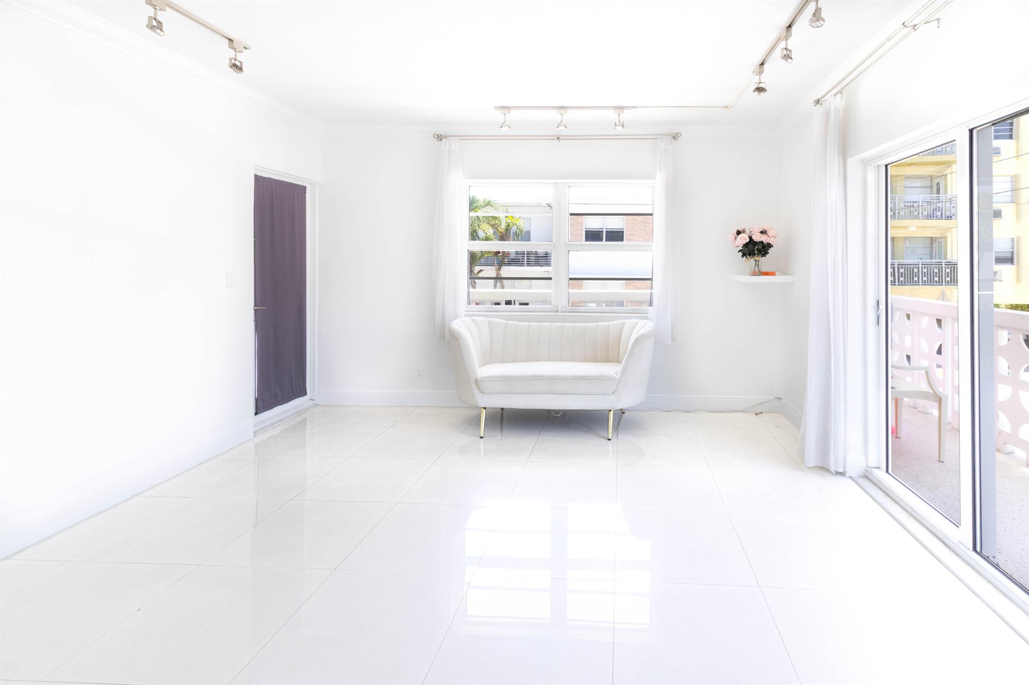 900 EUCLID AVE INC CONDO - Residential